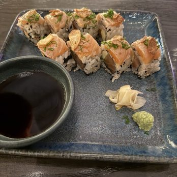 Gordon Ramsay Hell's Kitchen - Salmon roll from the Asian inspired menu - New American Near Me - Miami, Florida