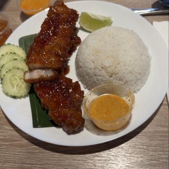 Lao'd District - Crack belly - Thai Near Me - Houston, Texas