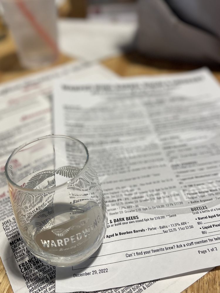 Warped Wing Barrel Room & Smokery - Springboro