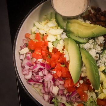 Small Giant - Cobb salad Gluten free - Bars Near Me - Tampa, Florida Small Giant - Cobb salad Gluten free - Bars Near Me - Tampa, Florida