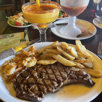 Manuel's Steakhouse - Steakhouses Near Me - Del Rio, Texas Manuel's Steakhouse - Steakhouses Near Me - Del Rio, Texas