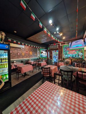 Emiliano's Pizza by null