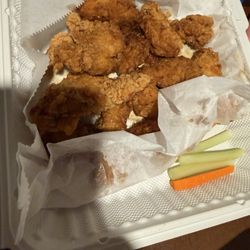 Wings @ Maple