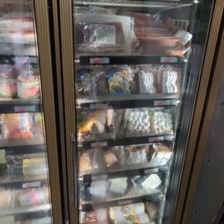 Layonna's - Refridgerator