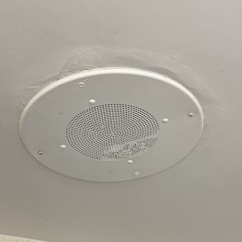 Hyatt Regency - Leaking ceiling - Hotels Near Me - Newport Beach, California Hyatt Regency - Leaking ceiling - Hotels Near Me - Newport Beach, California