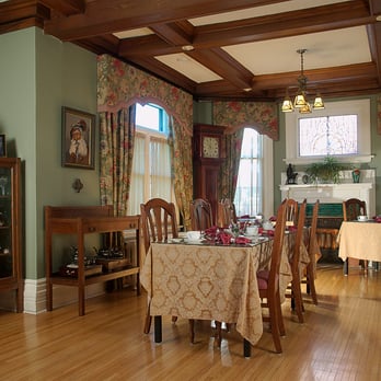 The Old Rectory - Dining Room - Bed & Breakfast Near Me - Stratford, Ontario The Old Rectory - Dining Room - Bed & Breakfast Near Me - Stratford, Ontario