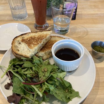 Palate - Bloody Mary (spicy!), grilled cheese sandwich (and mushroom au jus) with Palete salad. So good! - New American Near Me - Jackson, Wyoming