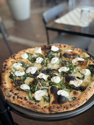 Pizzana by null