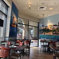 Istanbul Cuisine Southlake - Seating area