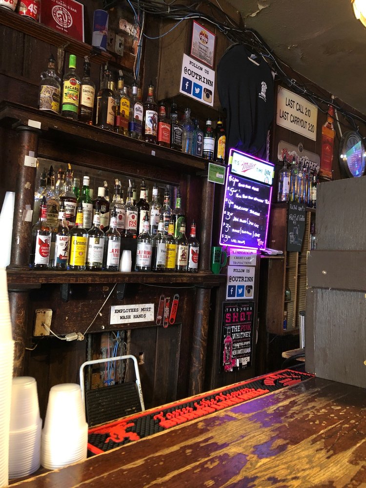 Out R Inn Bar Sign OUT-R-INN - Updated June 2024 - 29 Photos & 46 Reviews - 20 E Frambes ...
