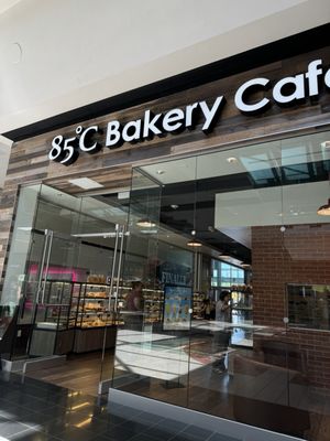 85°C Bakery Cafe by null