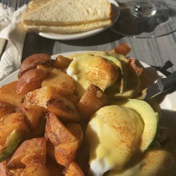 My Mimosas - California Benedict - Breakfast & Brunch Near Me - Modesto, California My Mimosas - California Benedict - Breakfast & Brunch Near Me - Modesto, California
