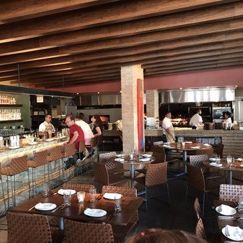 Leña Brava - Interior - Seafood Near Me - Chicago, Illinois