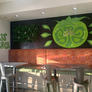 Green Tomato Grill - Interior Decor - New American Near Me - Orange, California
