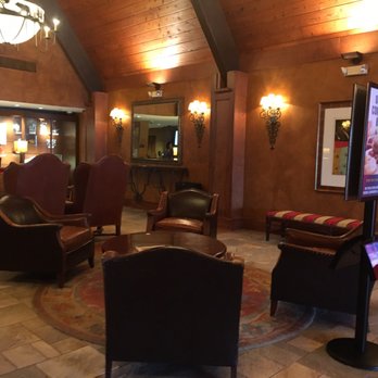 Odawa Hotel - Breakfast seating - Hotels Near Me - Petoskey, Michigan Odawa Hotel - Breakfast seating - Hotels Near Me - Petoskey, Michigan
