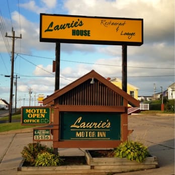 Lauries Inn - Hotels Near Me - Chéticamp, Nova Scotia Lauries Inn - Hotels Near Me - Chéticamp, Nova Scotia