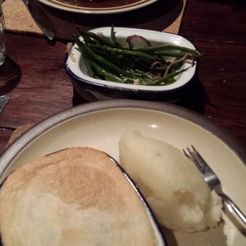 Hillhead Bookclub - Steak and ale pie with green beans and mash - Bars Near Me - Glasgow, GLG Hillhead Bookclub - Steak and ale pie with green beans and mash - Bars Near Me - Glasgow, GLG