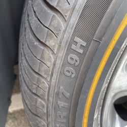 Les Schwab Tire Center