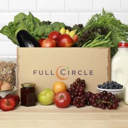 Full Circle - Full Circle farm brings the best of the farmer's market right to your door. Customize your box to even include groceries like eggs and dairy