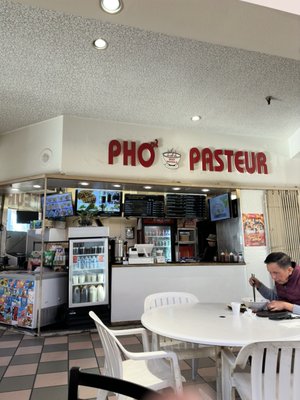 Pho Pasteur by null
