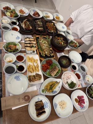 J-korean restaurant by null