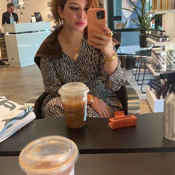 Alexander Salon - My hair when I walked in. I had to say goodbye to all the breakage. - Hair Salons Near Me - Brookline, Massachusetts