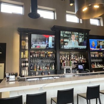 Italian Pizza Kitchen - Italian Near Me - Roselle, Illinois