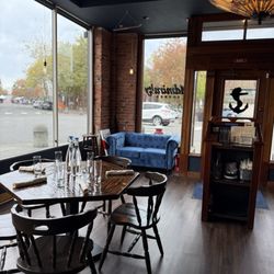 The Admiralty Lounge - Entry area