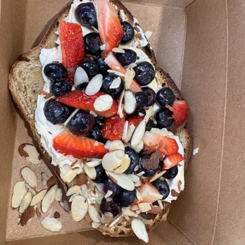 Coffee Muse - Cream Cheese w/ Seasonal Berries toast - Coffee & Tea Near Me - Santa Ana, California