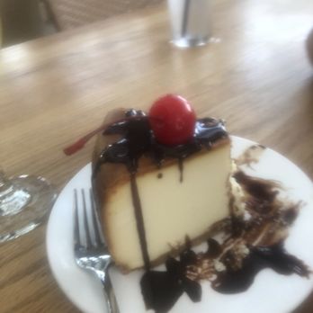 Switch - Great dessert was more then enough for two - Pizza Near Me - Palestine, Texas