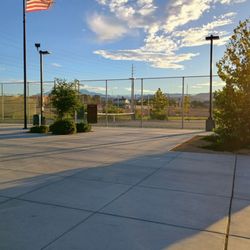 Echo Trail Park - Tennis/pickleball court. Only one!
