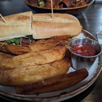 Bosscat Kitchen & Libations - Bars Near Me - Orange, California