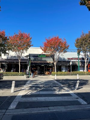 Lola's Chicken Shack by null