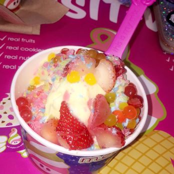 Menchies Frozen Yougurt - Ice Cream & Frozen Yogurt Near Me - Memphis, Tennessee Menchies Frozen Yougurt - Ice Cream & Frozen Yogurt Near Me - Memphis, Tennessee