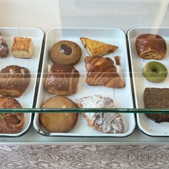 Palm Grove Social - Inside - Coffee & Tea Near Me - Los Angeles, California Palm Grove Social - Inside - Coffee & Tea Near Me - Los Angeles, California