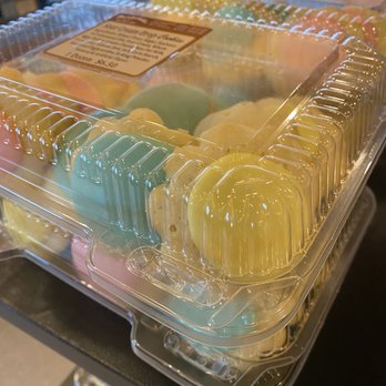 Manderfields Home Bakery - Bakeries Near Me - Appleton, Wisconsin