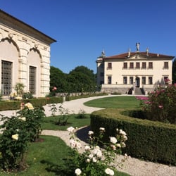 Villa Valmarana aiNani
