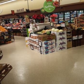 Albertsons - the inside of a grocery store - Grocery Near Me - Puyallup, Washington
