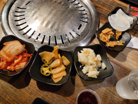 Kogi Korean BBQ & Seafood Hot Pot by null