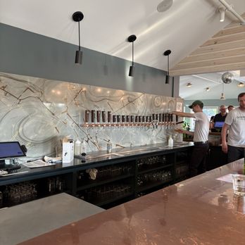 Goodfire Tasting Room and Kitchen - Bar area - Breweries Near Me - Freeport, Maine