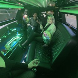 Luxury Chauffeur Limo NYC - Limousine
