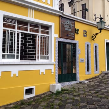 1. Perreto Barbershop