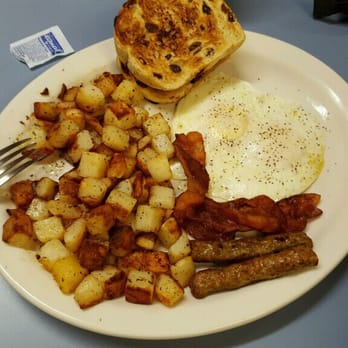 Arties Diner - Plenty of home fries - Diners Near Me - Pulaski, New York