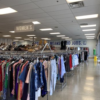 Goodwill - Thrift Stores Near Me - Mount Washington, Kentucky Goodwill - Thrift Stores Near Me - Mount Washington, Kentucky