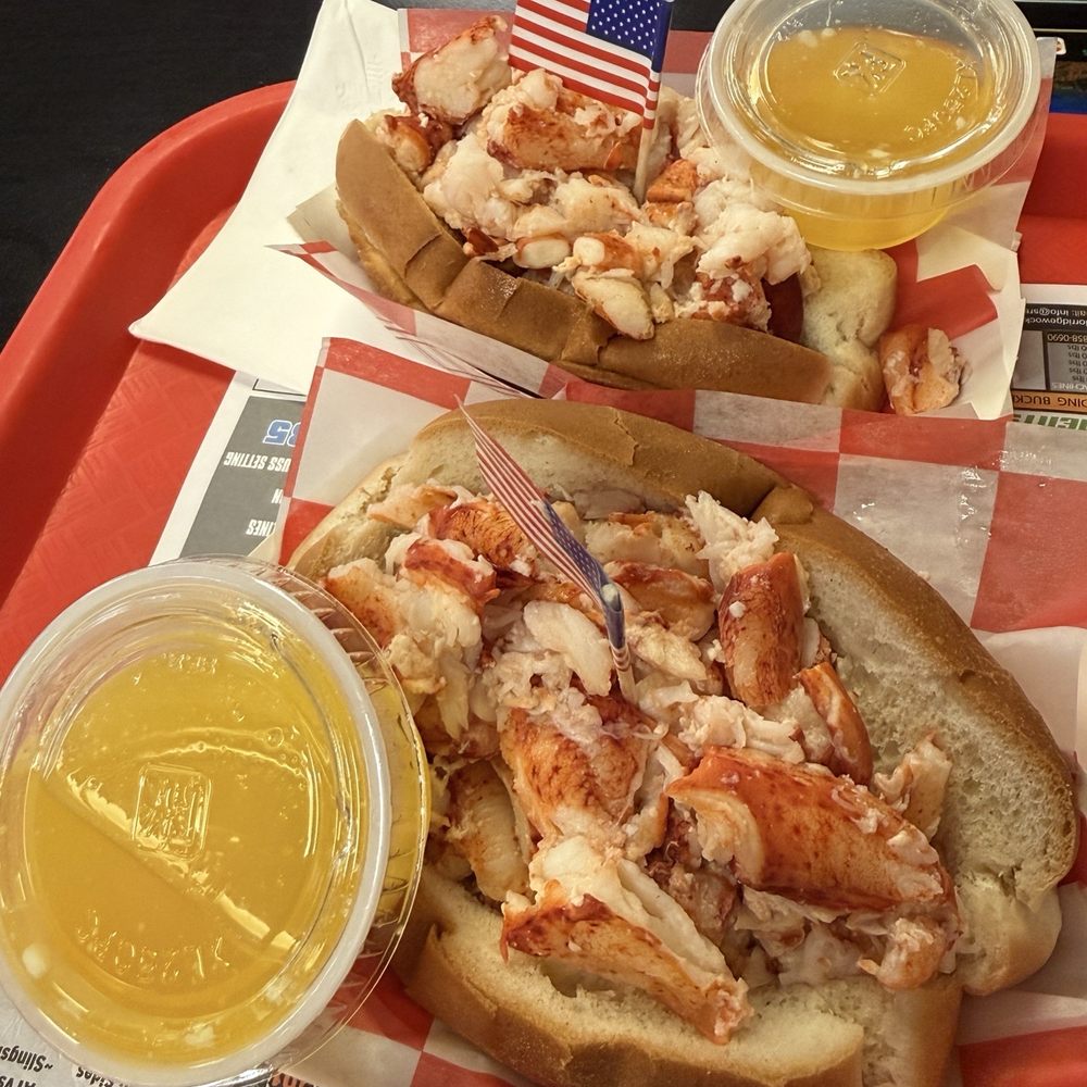 The Red Barn - Lobster rolls - Seafood Near Me - Augusta, Maine