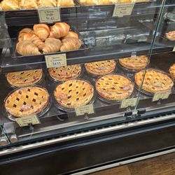 Lilit Bakery Cafe - Pastries and pie