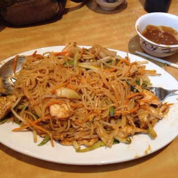 Phở Dollar - Pad Thai - Vietnamese Near Me - Buffalo, New York