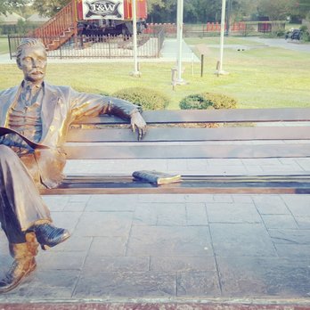 Tomball Railroad Depot Plaza - Museums Near Me - Tomball, Texas
