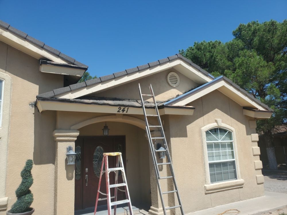 Slide of Puentes Roofing and Construction
