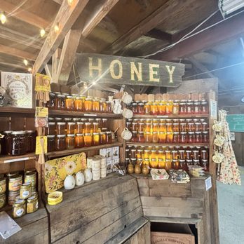 Avila Valley Barn - Fruits & Veggies Near Me - San Luis Obispo, California